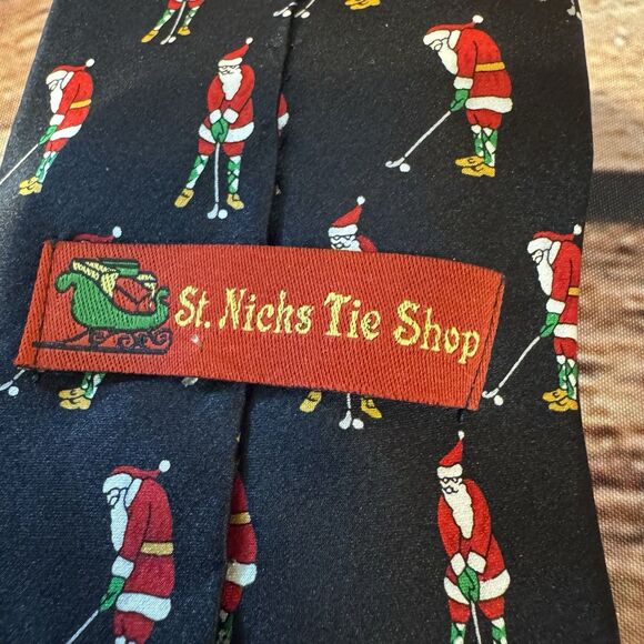 Golfing Santa Claus Necktie Black St Nick’s Tie Shop USA 100% Silk Christmas AOP - Picture 3 of 6